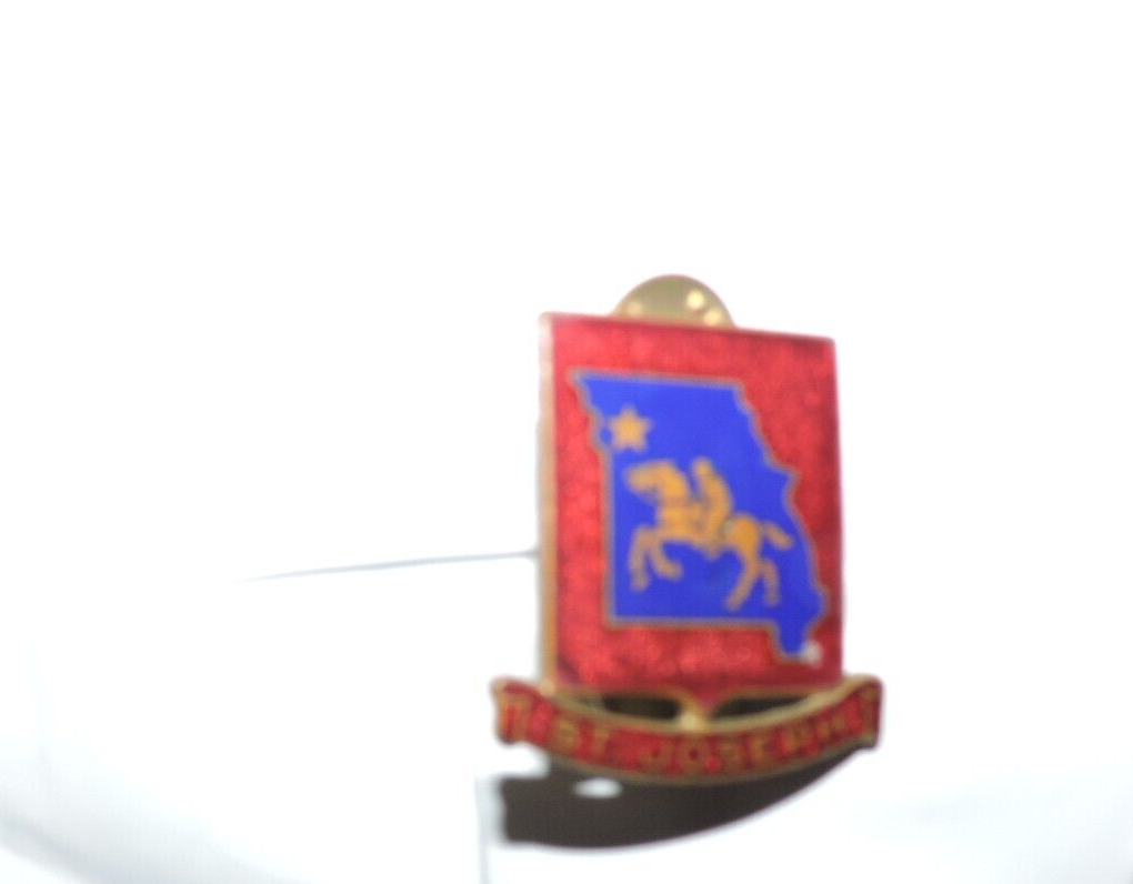 Vintage Pony Express St. Joseph, MO Label Pin