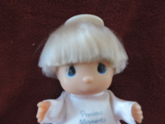PRECIOUS MOMENTS ANGEL 5 INCHES TALL