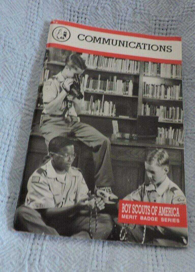 BOY SCOUT MERIT BADGE BOOK  "COMMUNICATIONS"  2000