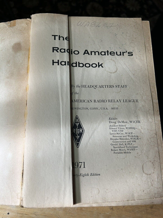 Softcover: The 1971 ARRL Handbook for the Radio Amateur