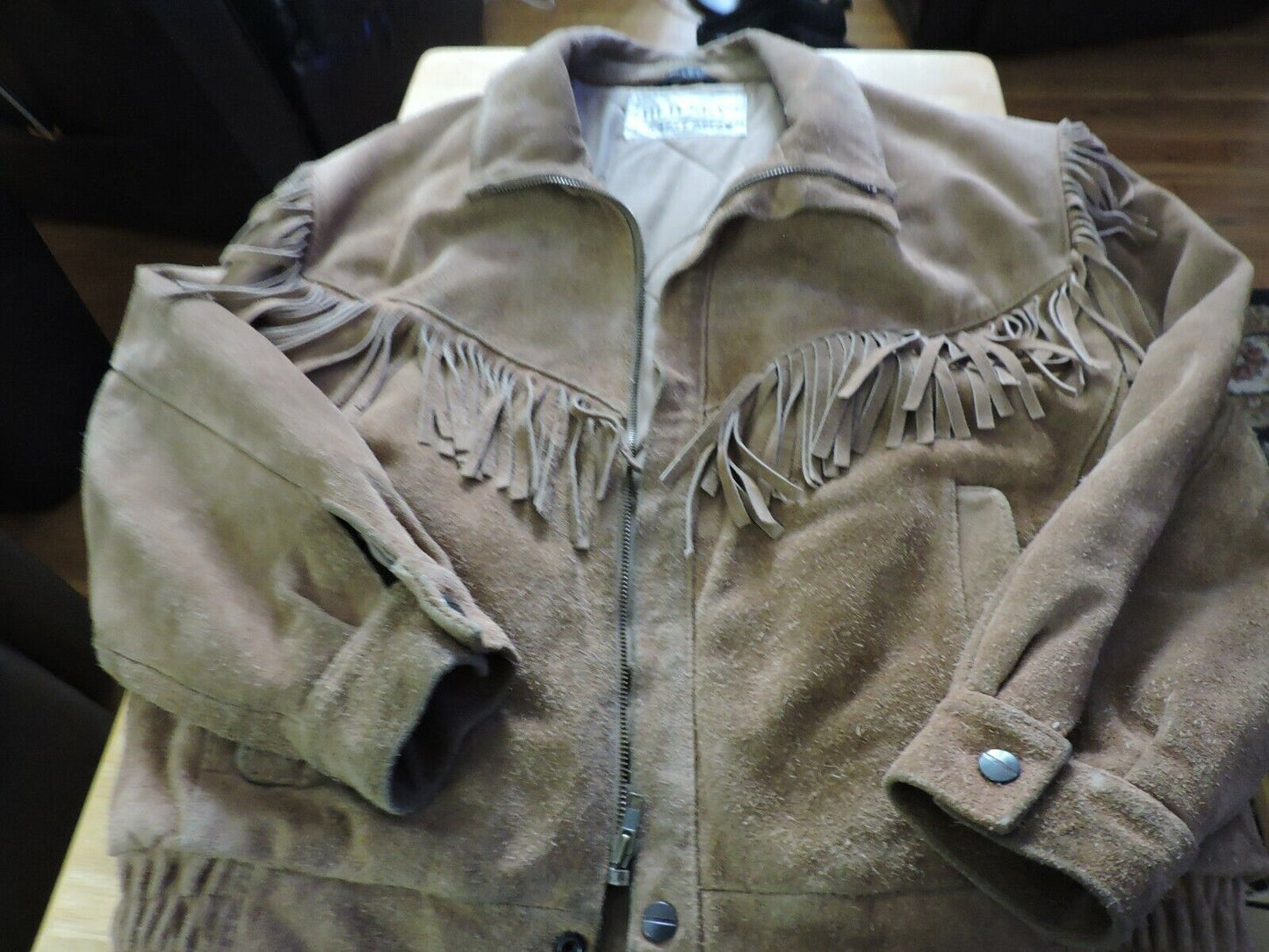 RED SKY SIZE MEDIUM LEATHER JACKET