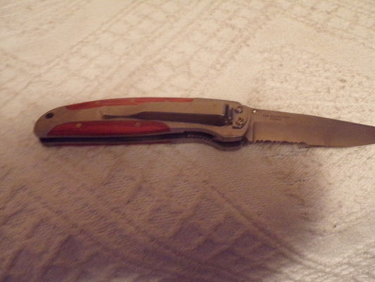 Trekker Single-Blade Pocket Knife (Locking Blade)