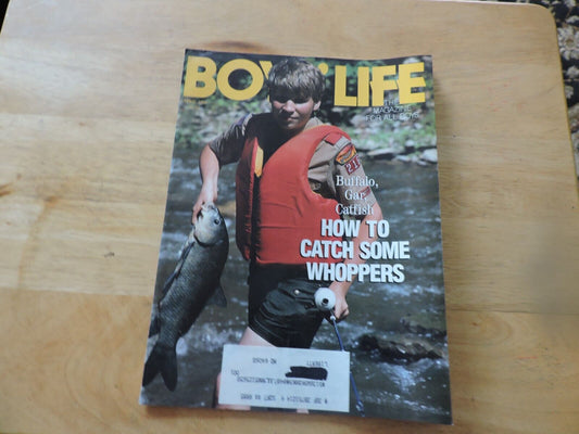 BOYS' LIFE MAGAZINE--APRIL 1990--HOW TO CATCH SOME WHOPPERS