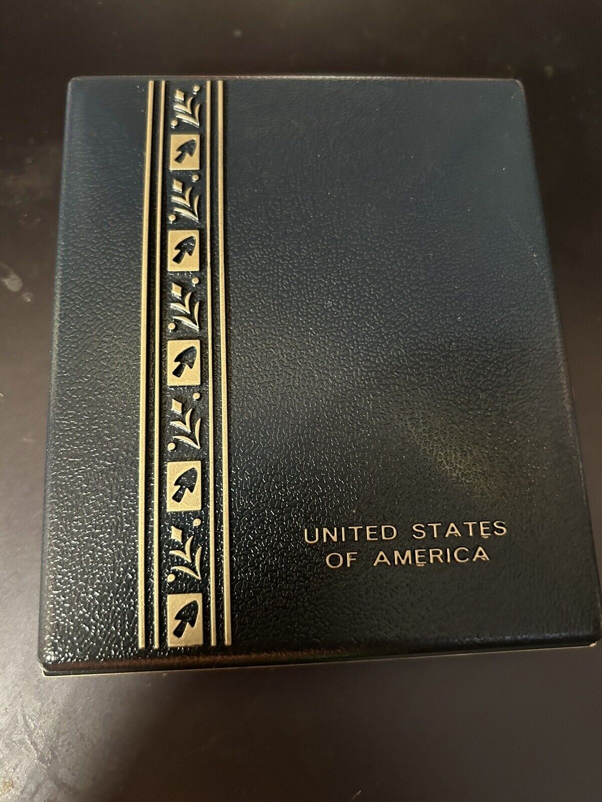 MEDAL PRESENTATION SET (Medal/Ribbon-WAR ON TERRORISM