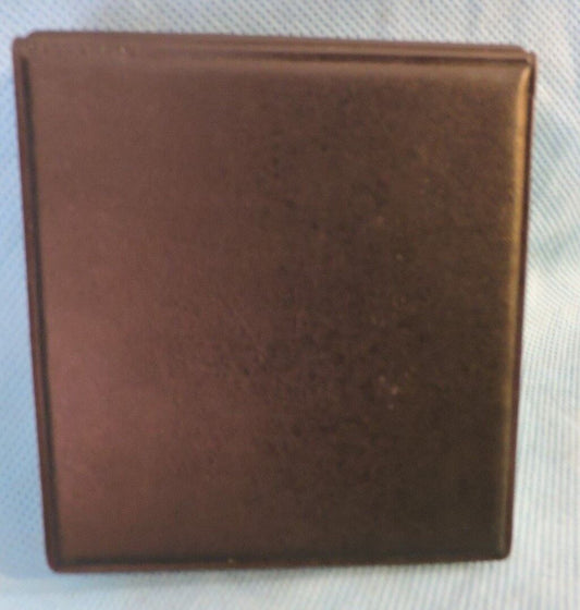 RUSSIAN MADE DESKTOP MEMO PAD WITH ANCIENT CITY PICTURED ON TOP