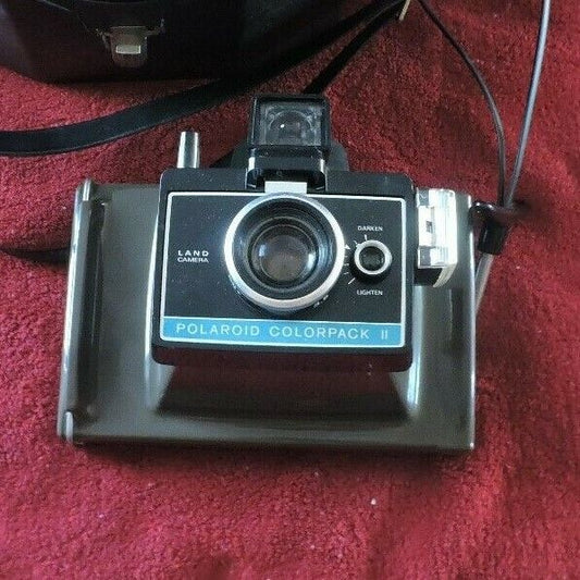 Poloroid Colorpach II Land Camera with Original Carrying Case