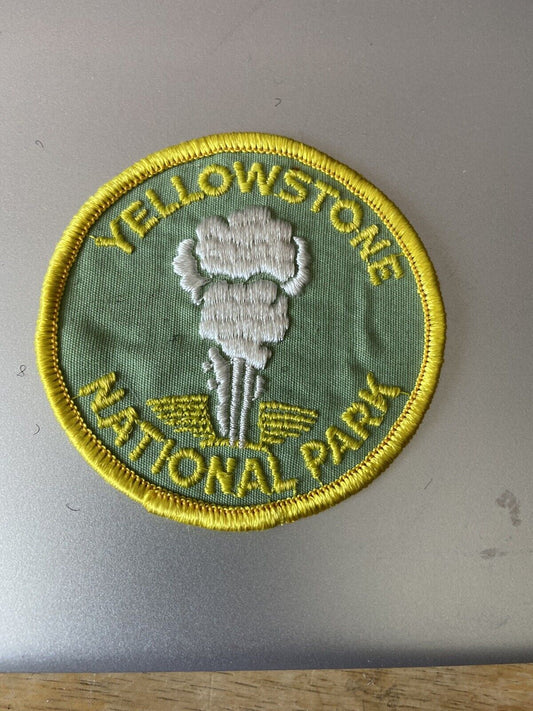 Yellowstone National Park Patch (3" Round)