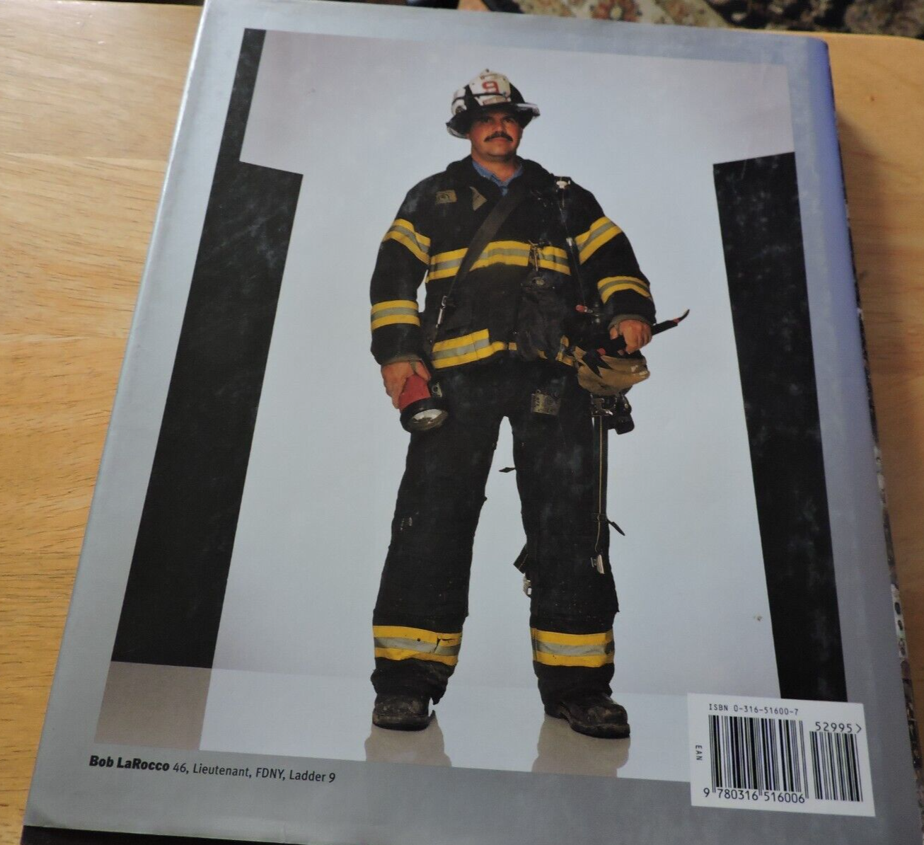 One Nation : America Remembers September 11, 2001 by Life Magazine Editors...