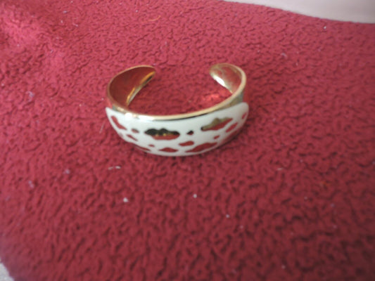 Beige on Gold Bracelet