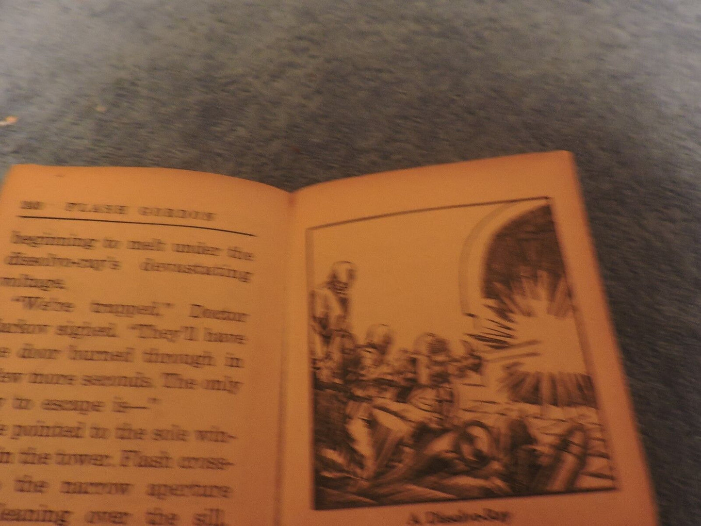 Original Flash Gordon and the Witch Queen of Mongo Mini Book