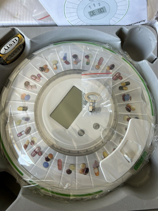 Automatic Pill Dispenser (Batteries Included) Brand New