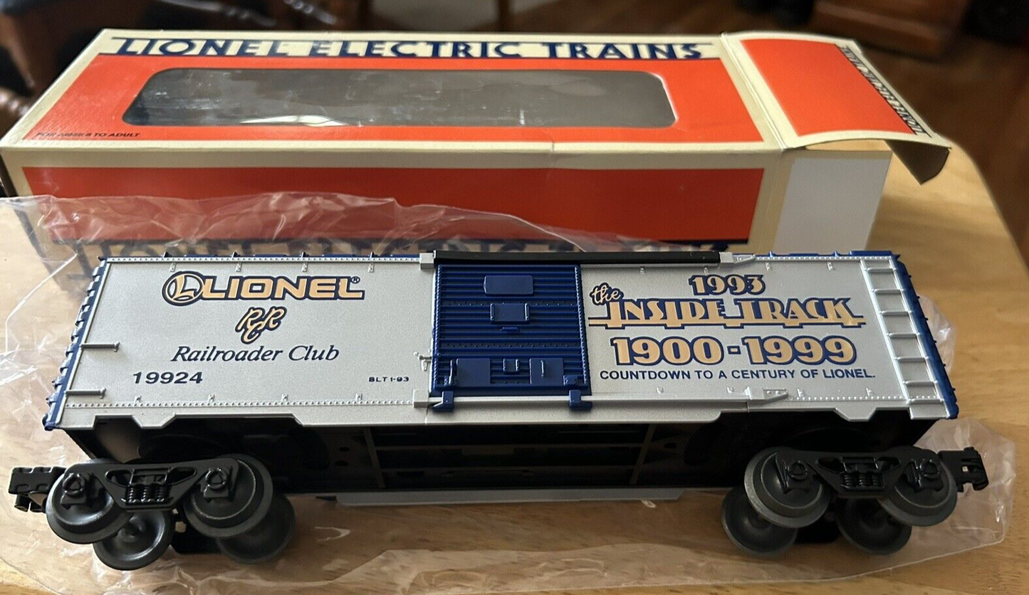 LIONEL ELECTRIC TRAINS 1993 LIONEL RAILROADER CLUB 19924