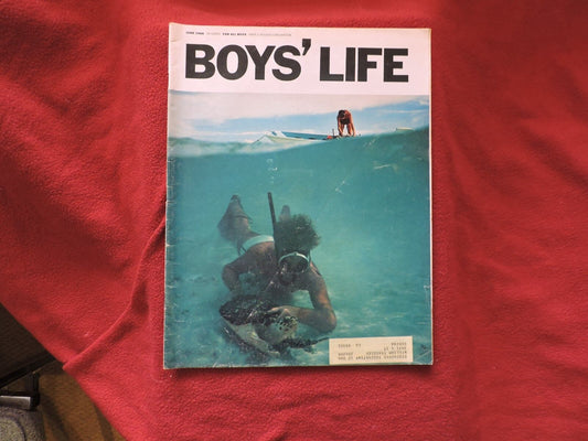 Boys Life Magazine -June 1966 Snorkel with Turtle