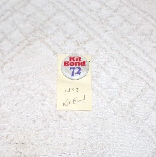 Political Pin: Kit Bond '72
