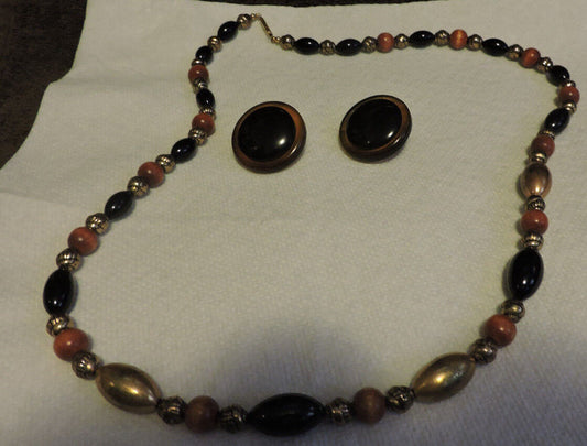 Beaded Necklace With Matching Clip-On Earrings