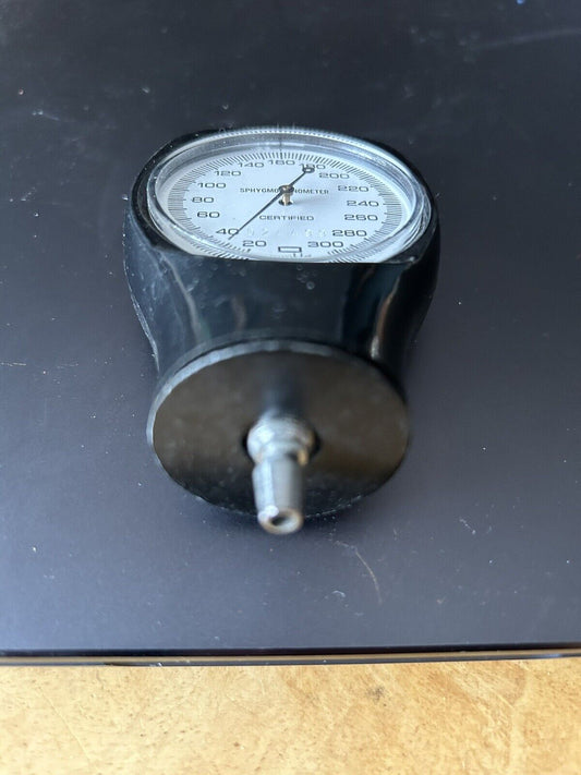 SPHYGMOMANOMETER GAUGE