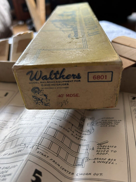 WALTHERS MODELS--RAILROAD EQUIPMENT 40' MDSE. #6801