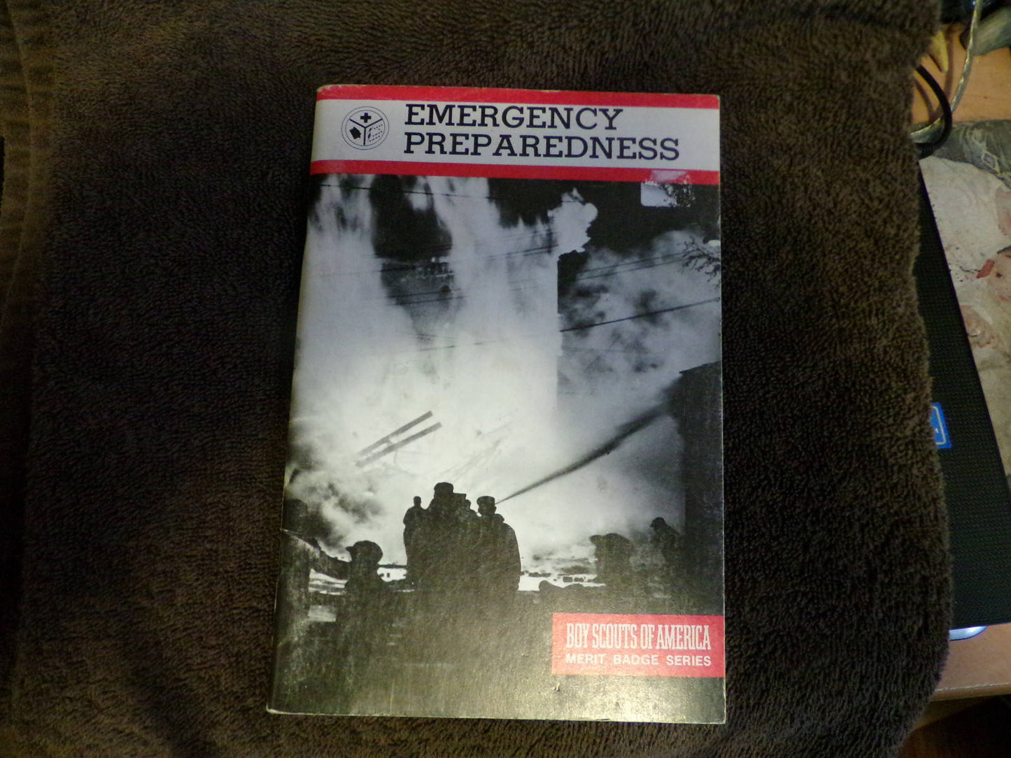 Emergency Preparedness Boy Scout Merit Badge Book-1972 Edition