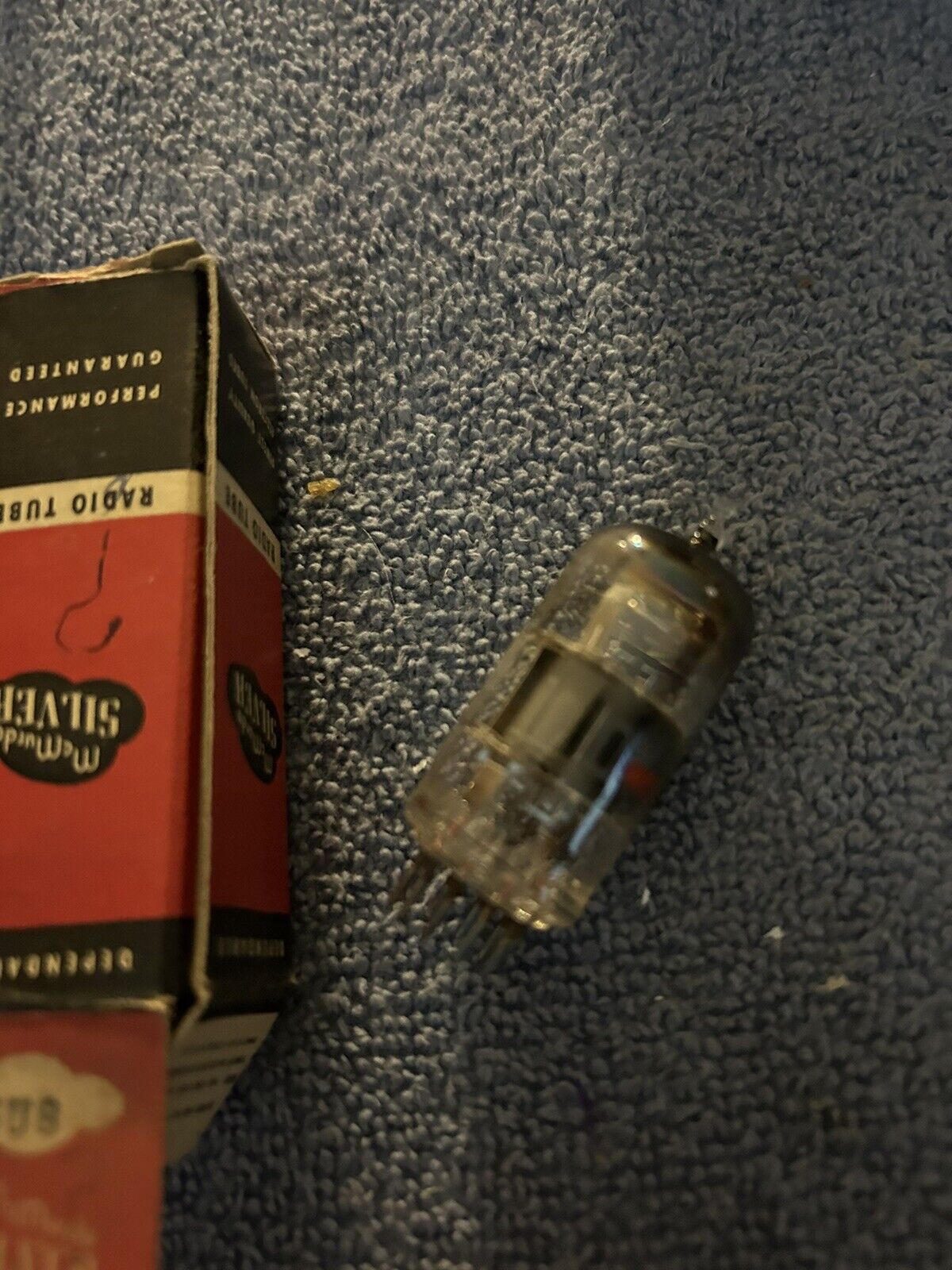 MCMURDO SILVER RADIO TUBE 5U8 UNTESTED