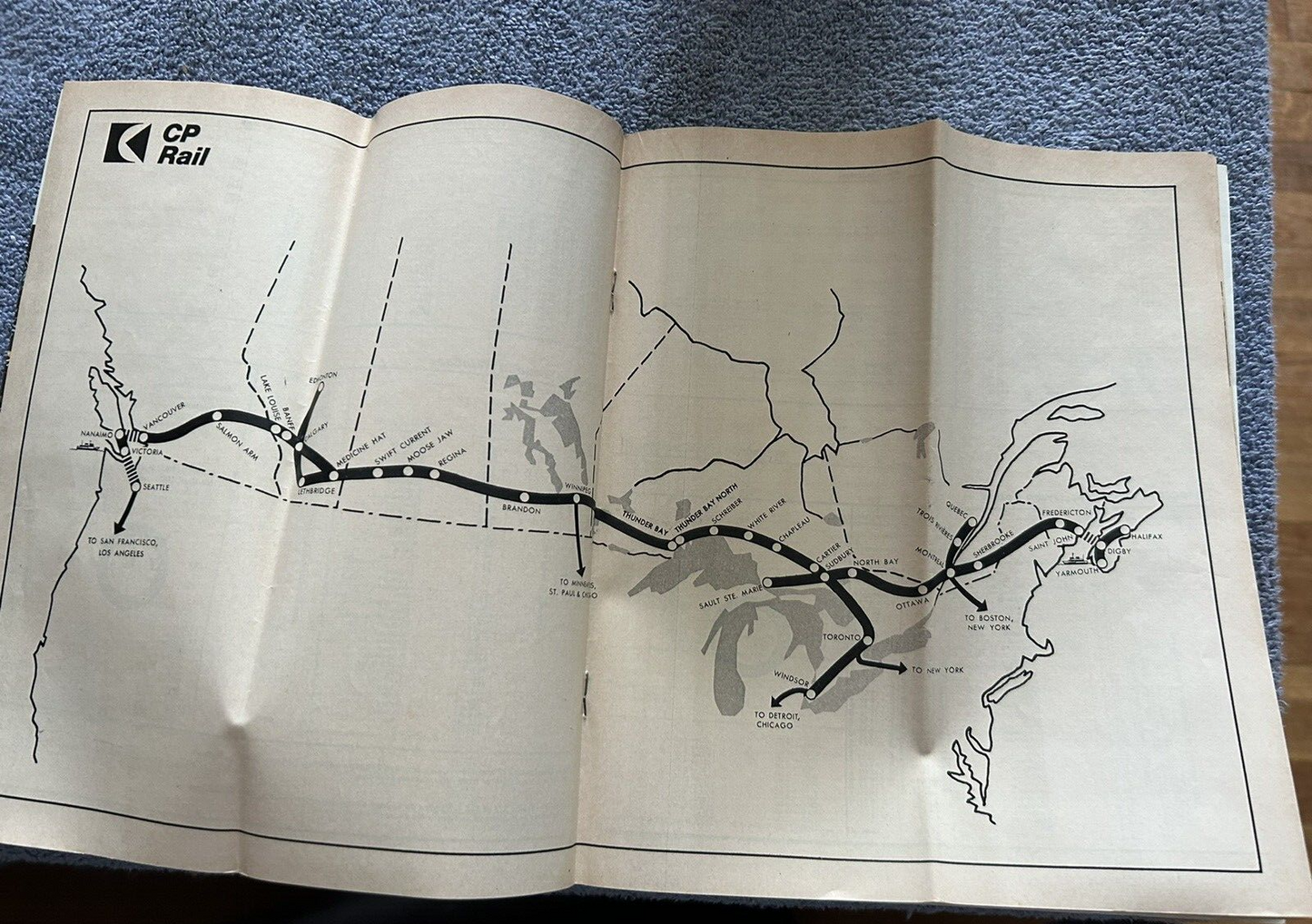CP RAIL TIMETABLE OCTOBER 25, 1970