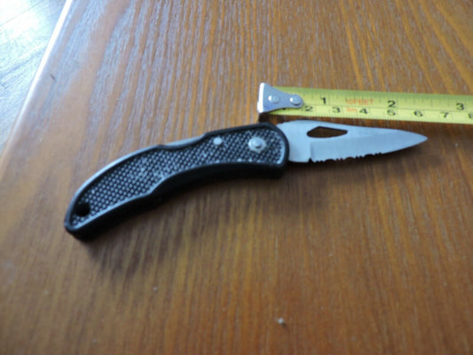 BLACK HANDLED KNIFE--2 INCH  SINGLE BLADE