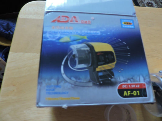 AUTOMATIC AQUATIC FEEDER--NEW IN BOX
