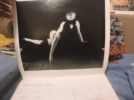 For The Love of Marilyn (2001 Calendar)