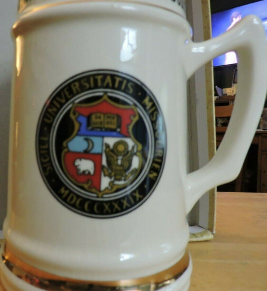UNIVERSITY OF MISSOUR MDCCCXXXIX (1829) MUG