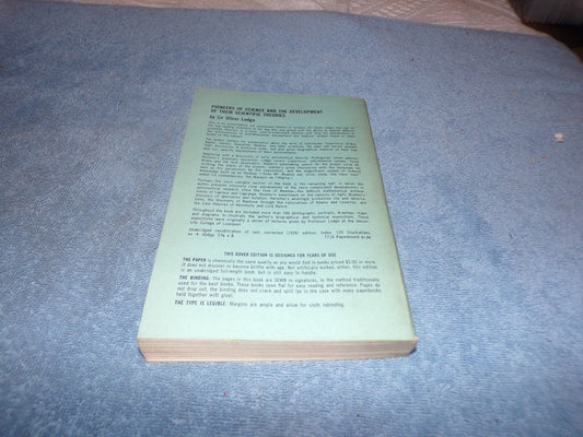 Pioneers of Science and The Development of the Scientific Theories Paperback