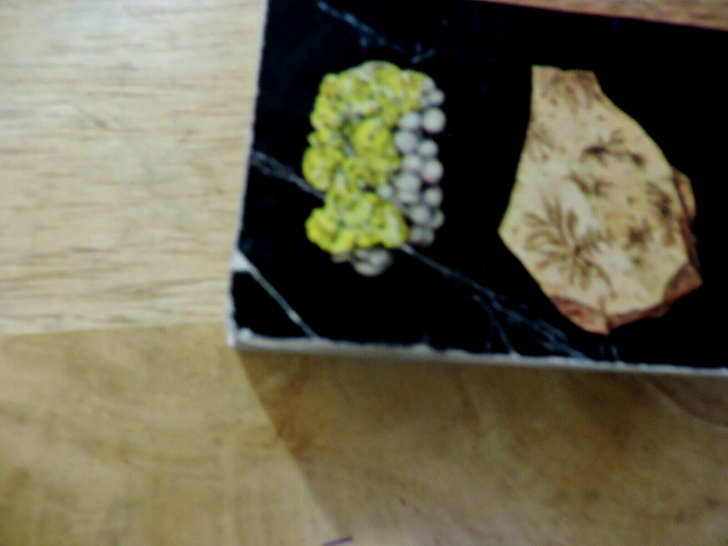 ROCKS AND MINERALS a Golden Nature Guide by Zim and SCHAFFER 1957