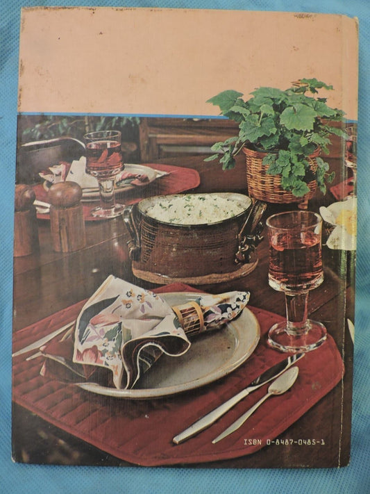 1978 Southern Living MICROWAVE COOKING MADE EASY Hardcover