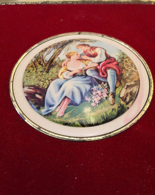 VINTAGE METAL STORAGE BOX