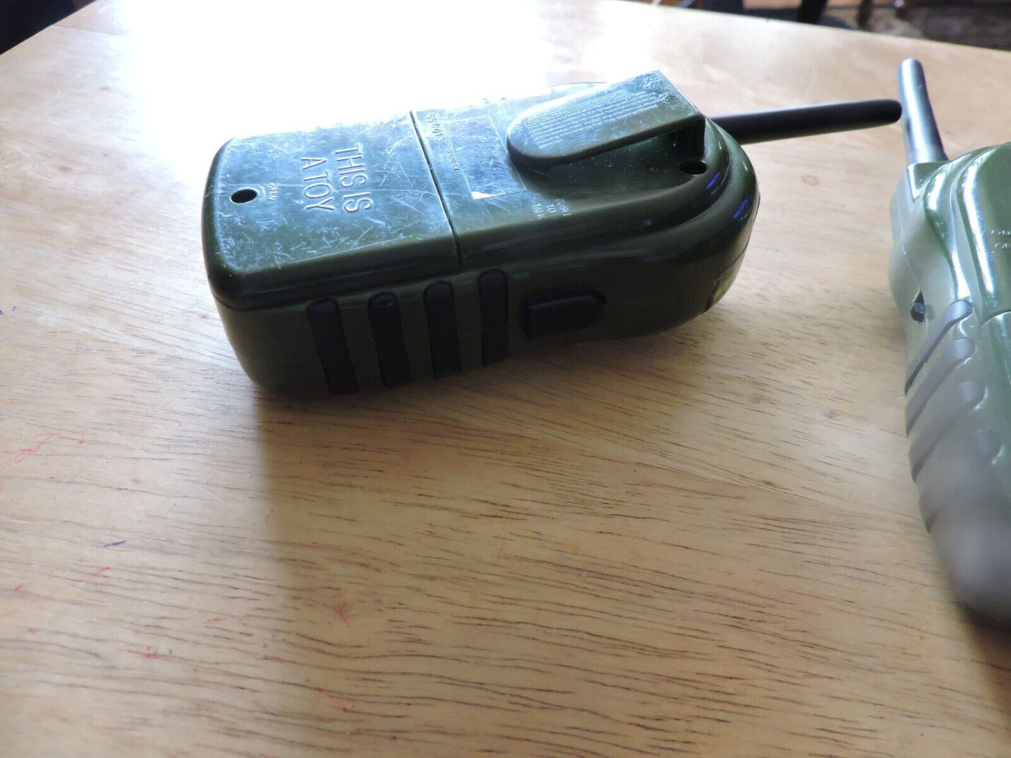 BASS PRO SHOPS TOY WALKIE TALKIES BATTERY OPERATED-SET OF TWO
