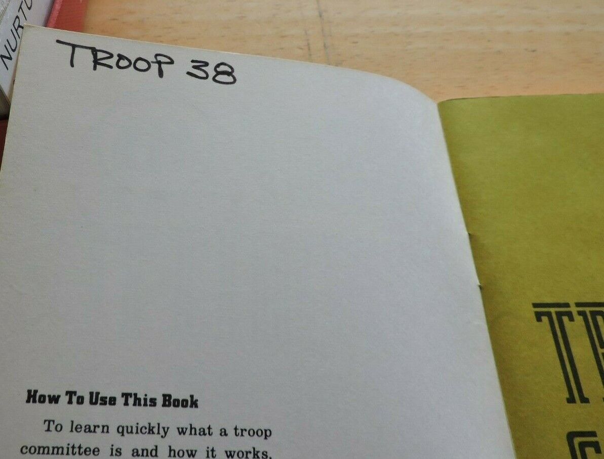 BOY SCOUTS OF AMERICA TROOP COMMITTEE GUIDEBOOK  1972 PRINTING