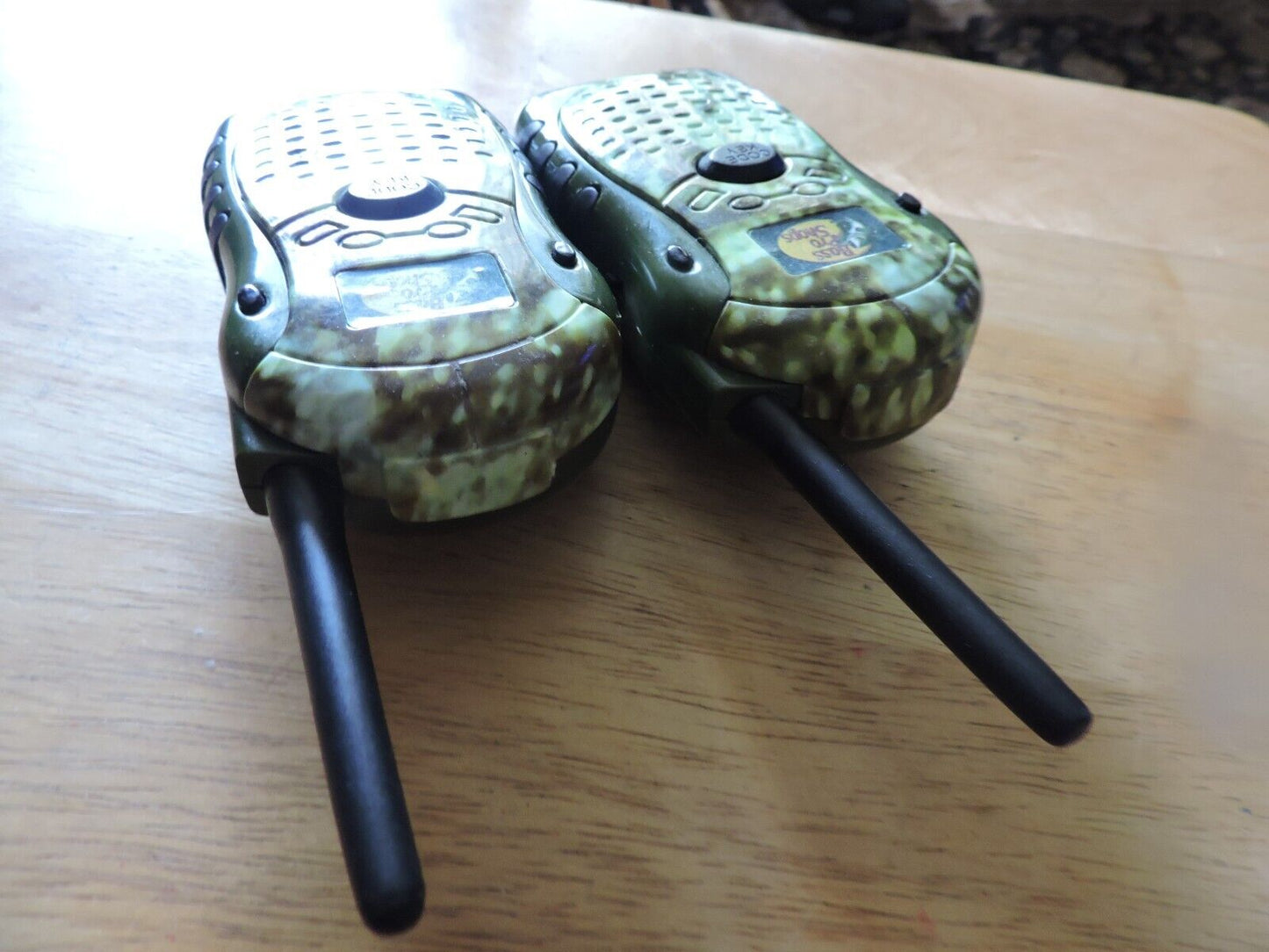 BASS PRO SHOPS TOY WALKIE TALKIES BATTERY OPERATED-SET OF TWO