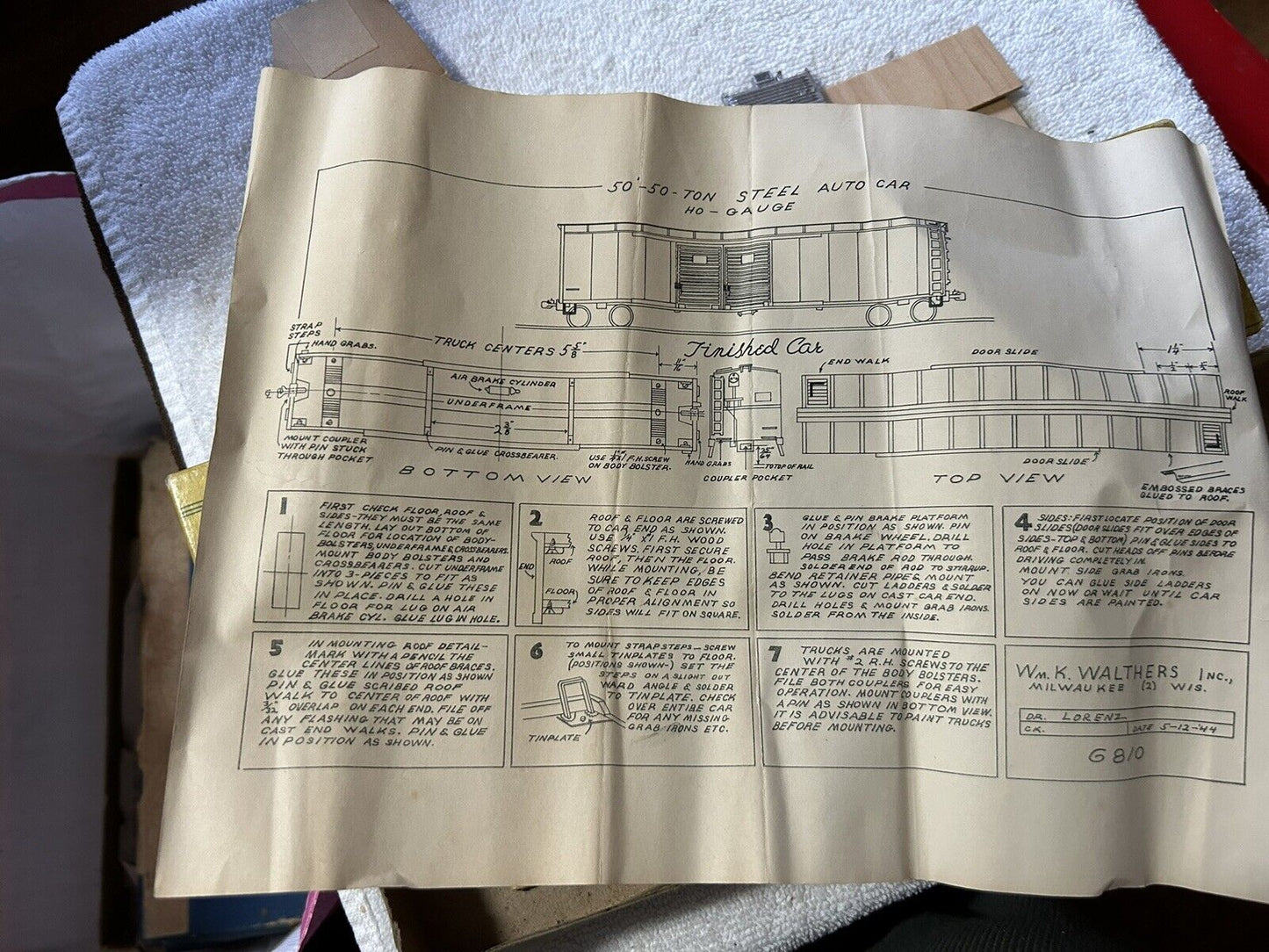 WALTHERS MODELS--RAILROAD EQUIPMENT 50' STEEL AUTO DOUBLE DOOR #6810