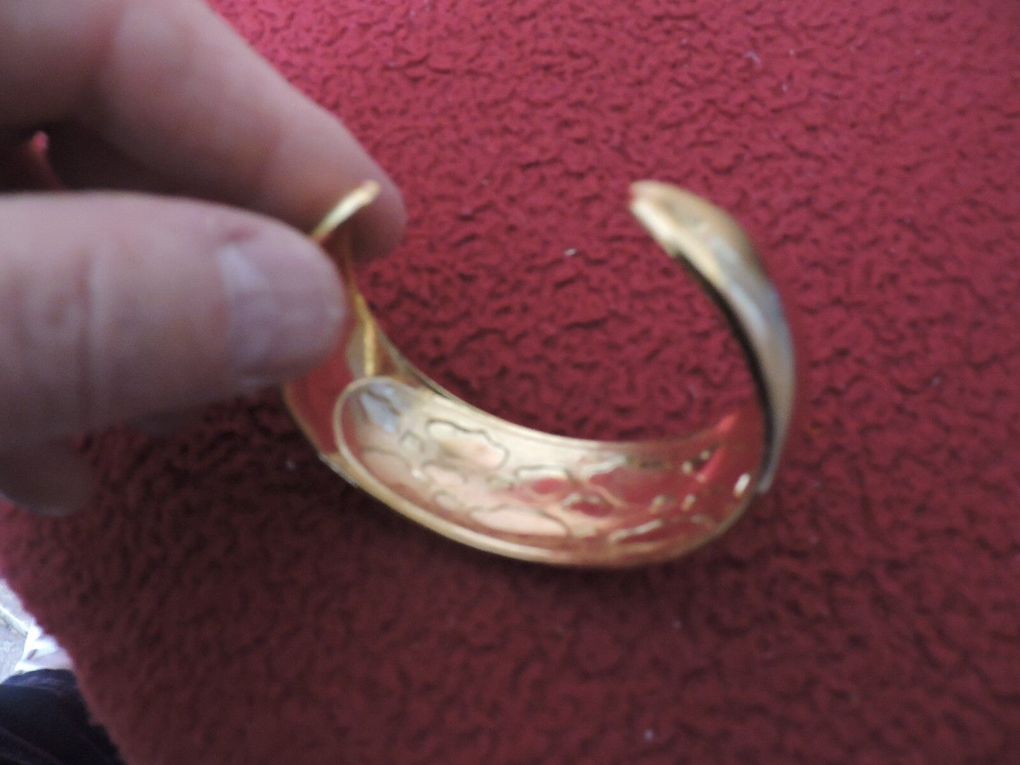 Beige on Gold Bracelet