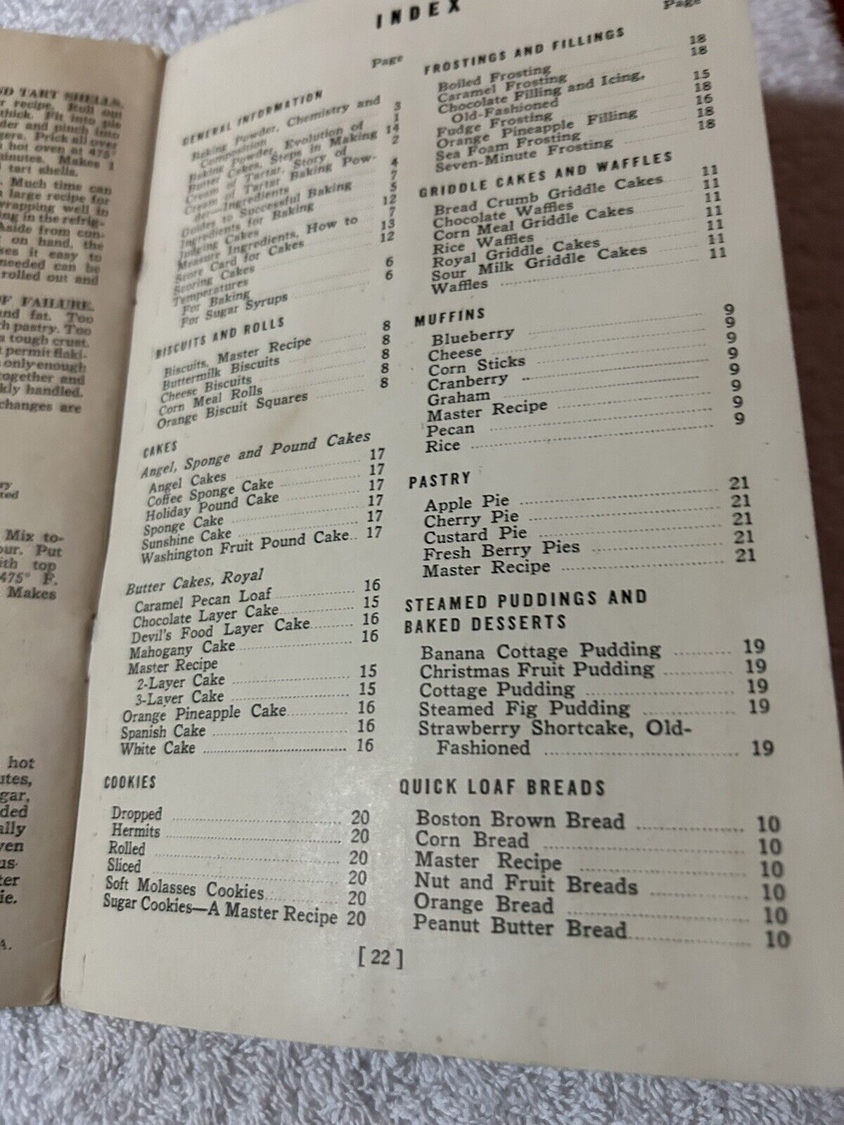 A GUIDE TO ROYAL SUCCESS IN BAKING--ROYAL BAKING POWDER 1941