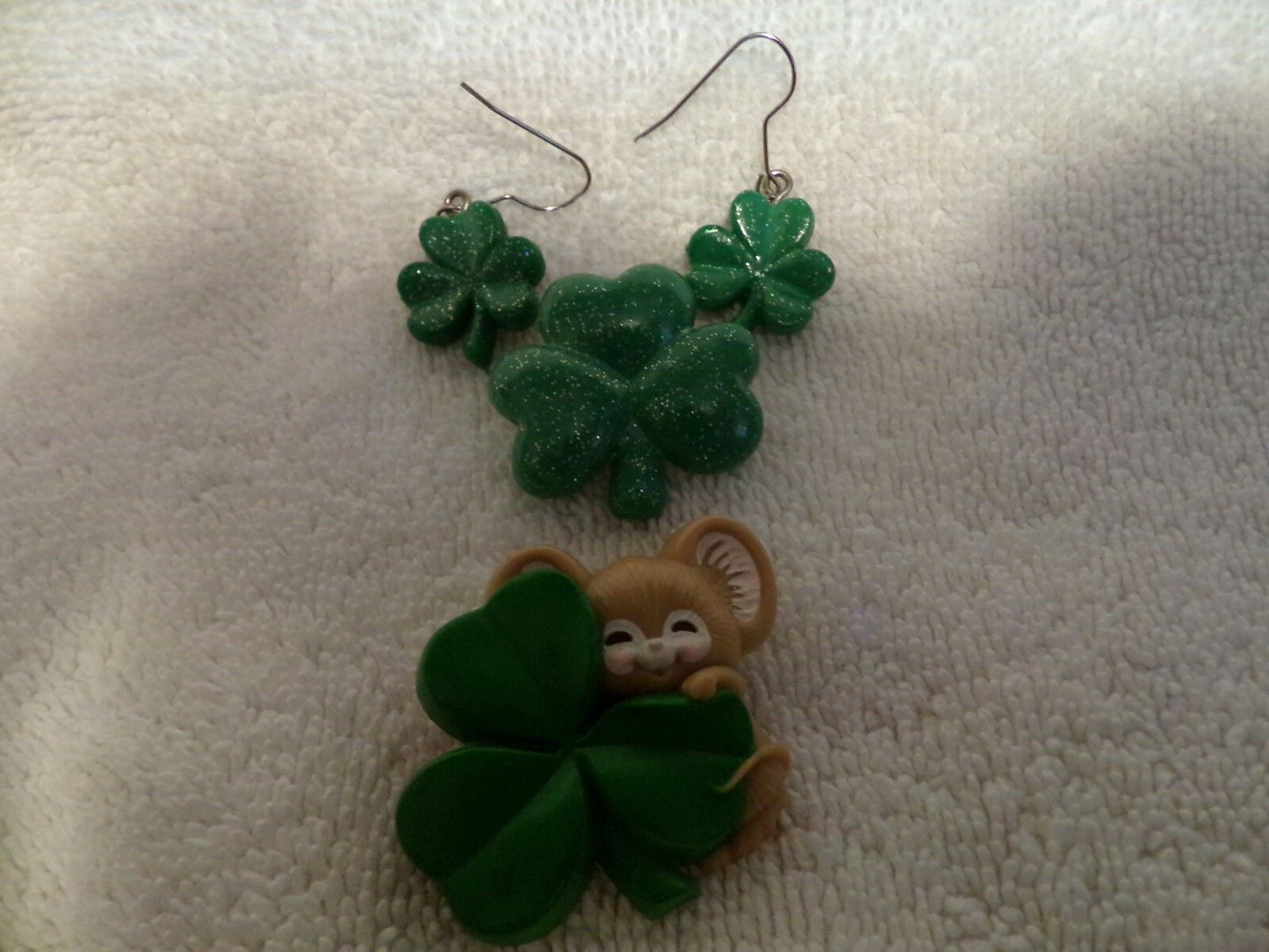Vintage Set of 4-Leaf Clover Earrings and 2 3 Leaf Clover Lapel Pins Lot