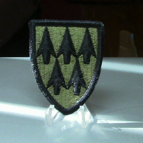 U.S. Army Unit Patch (5 Spear Tips)