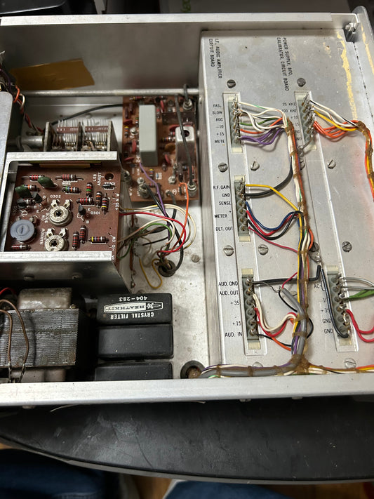 Heathkit Model SB-303 Transceiver (Ham Radio) - Untested)