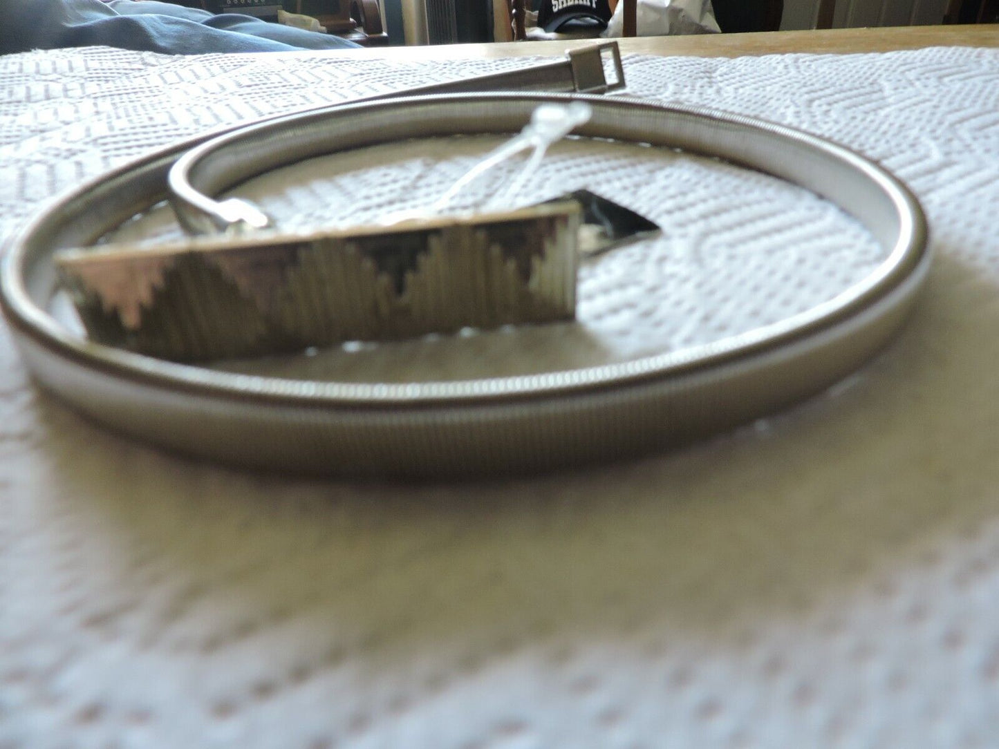 STRETCHY BELT-- NEW--SIZE MEDIUM