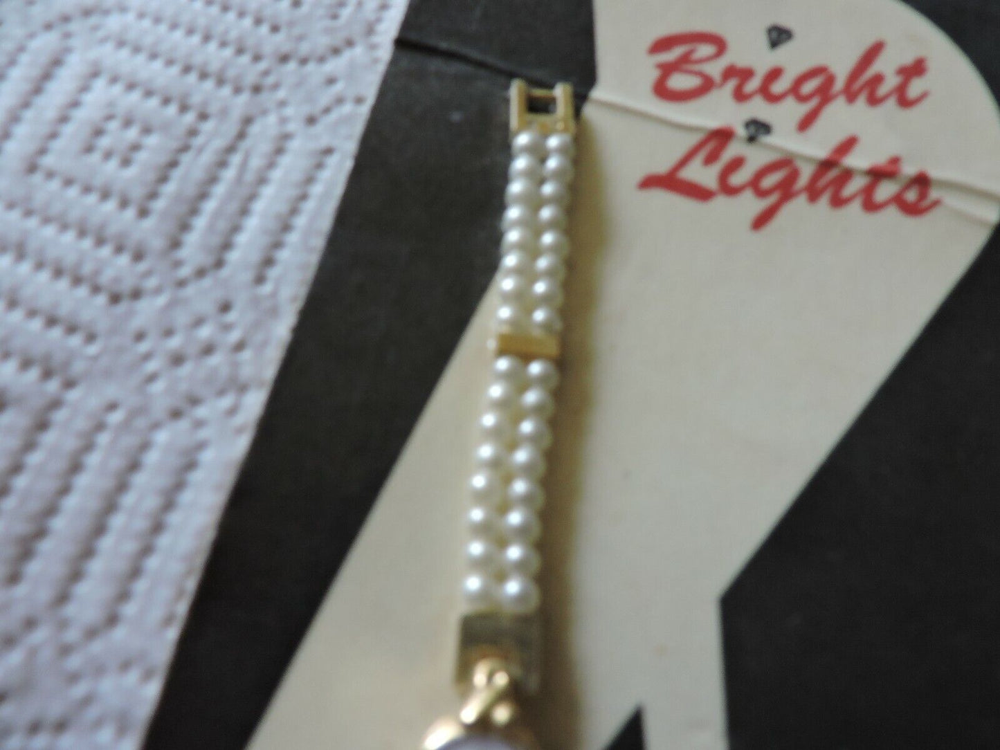 VINTAGE BRIGHT LIGHTS QUARTZ WATCH NEW (OLD) ON CARD