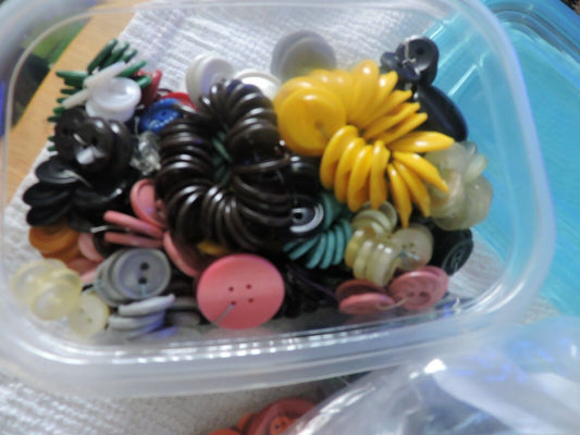 BUTTONS--ALL SIZES--ALL COLORS