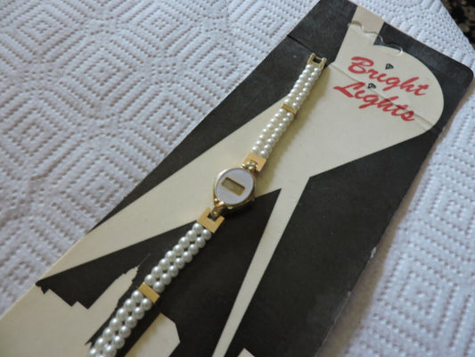 VINTAGE BRIGHT LIGHTS QUARTZ WATCH NEW (OLD) ON CARD