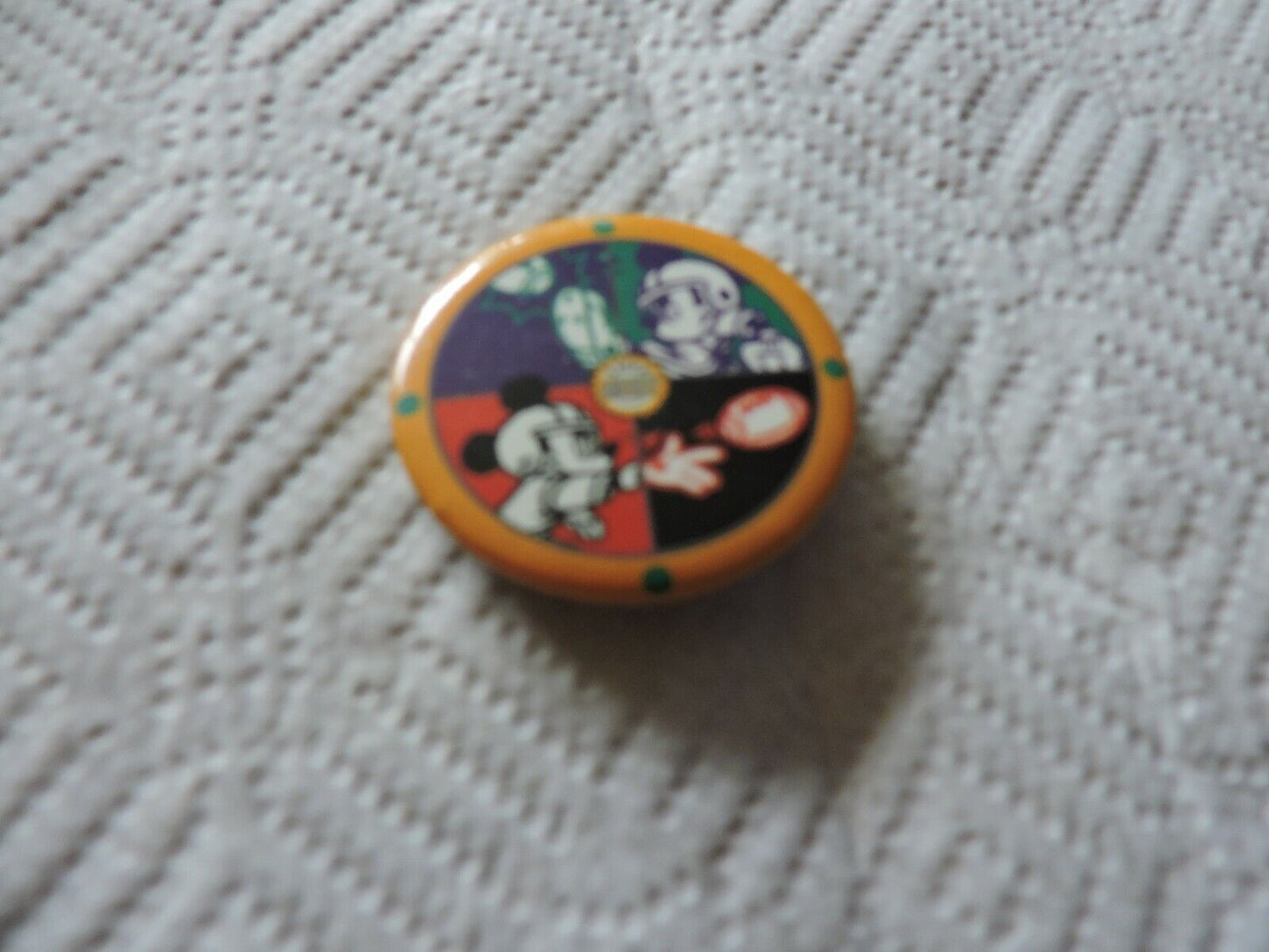 FOOTBALL MICKEY  1.75 INCH PIN