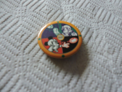 FOOTBALL MICKEY  1.75 INCH PIN