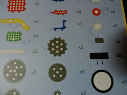 STEM:   BUILD-YOUR-OWN ROBOTS--NOT COMPLETE--SELLING FOR PARTS ONLY