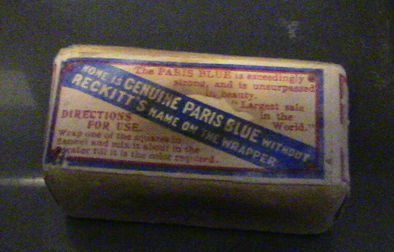 Vintage "RECKITT'S" Paris Blue,Soap Bar ~ NEW YORK, AUSTRALIA & AFRICA