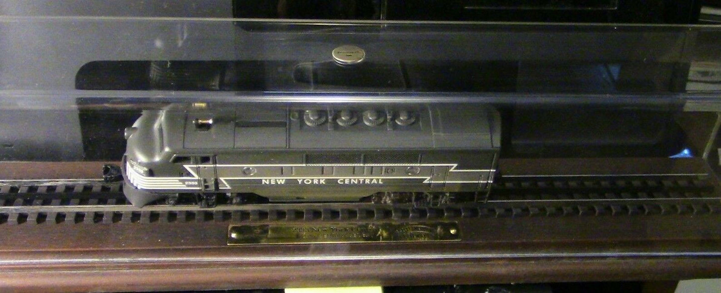 Hallmark Presents 20 Century Series (Licensed by Lionel) 2333 New York Central